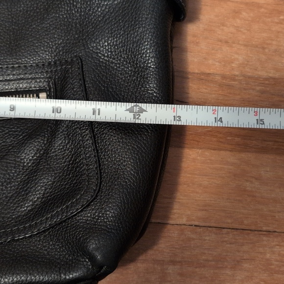 Coach Pebbled Leather Hobo Bag - Vintage - Style No. D1082-F14680 - Picture 10 of 13